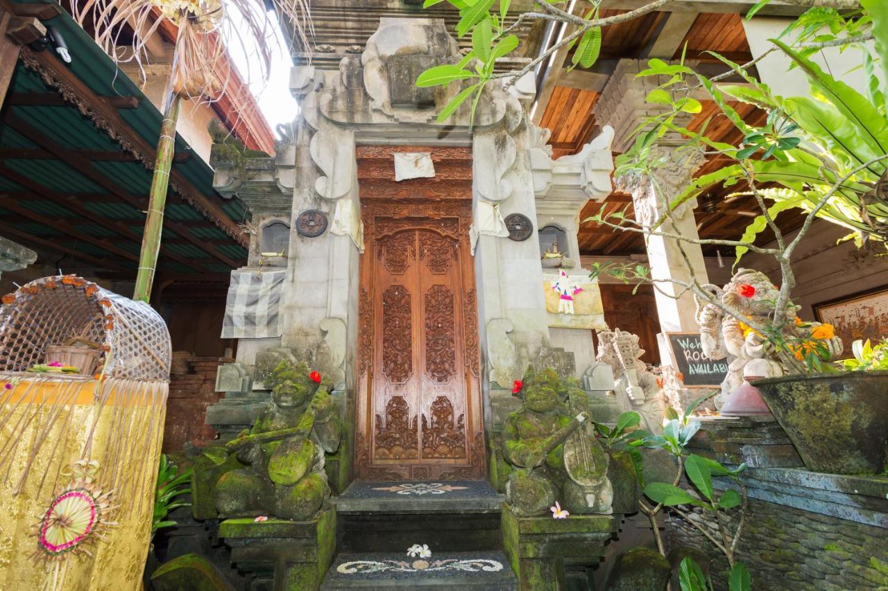 Bali Moon Guest House Ubud Exteriör bild