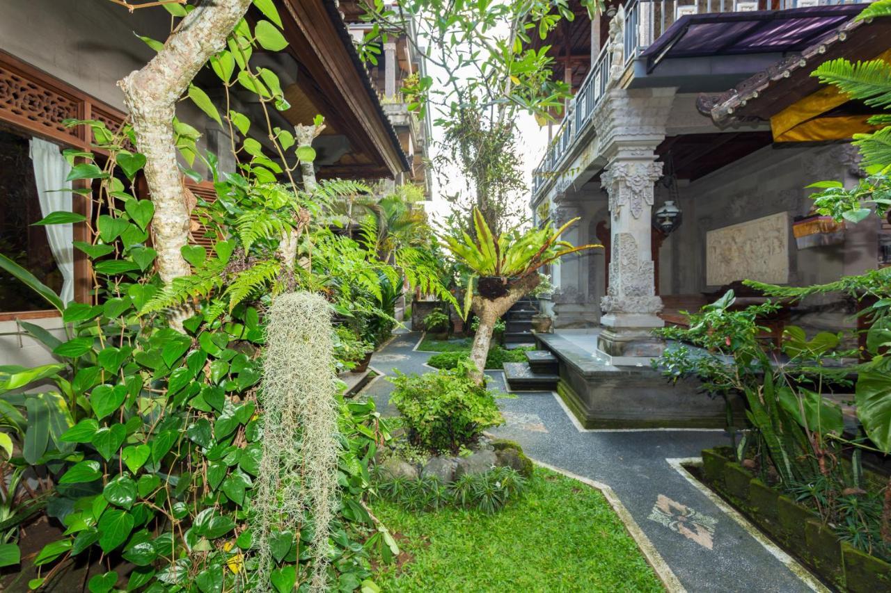 Bali Moon Guest House Ubud Exteriör bild
